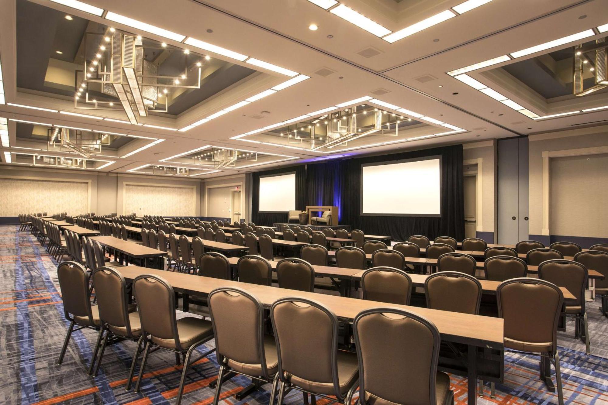 Hilton Atlanta Airport Hotel College Park Exterior photo