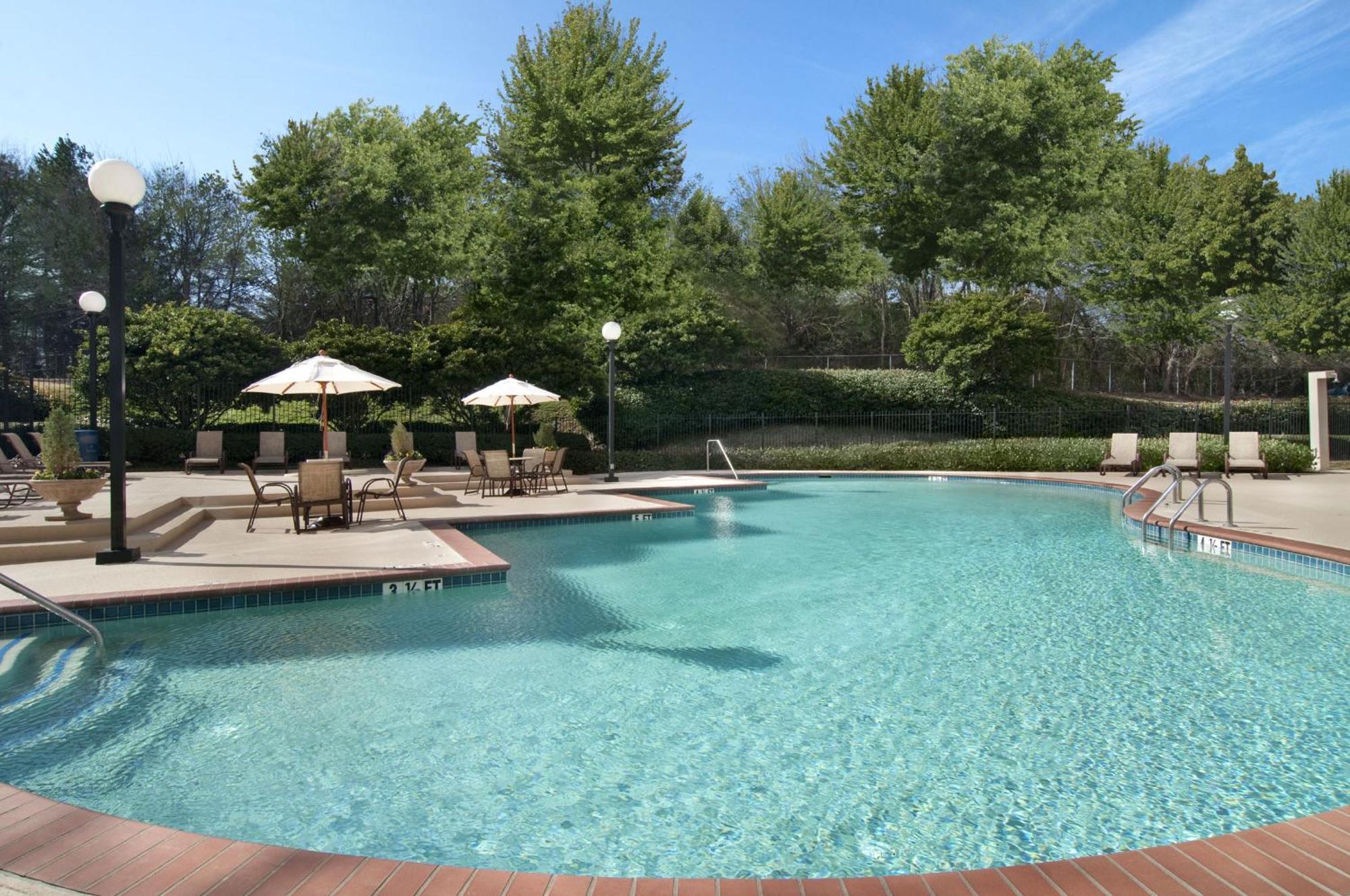 Hilton Atlanta Airport Hotel College Park Exterior photo