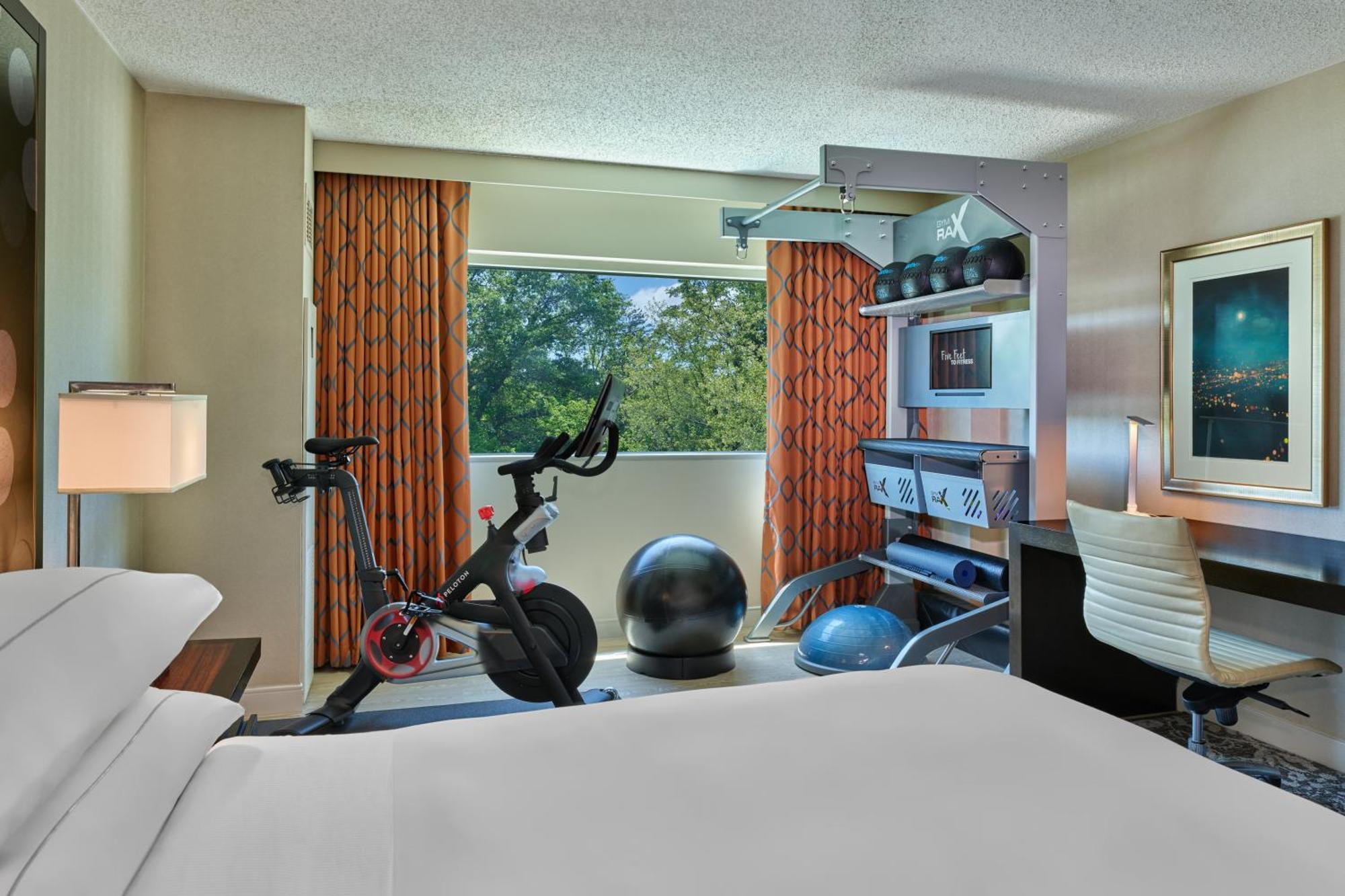 Hilton Atlanta Airport Hotel College Park Exterior photo